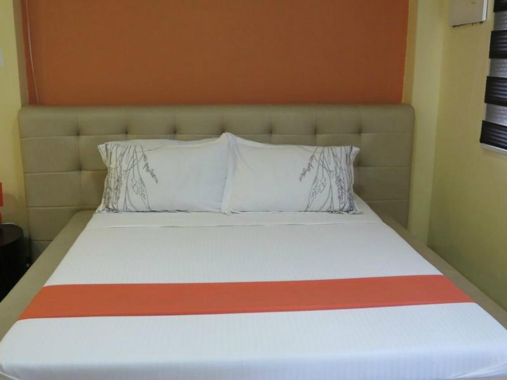 Hotel Cara Lipa City Екстериор снимка