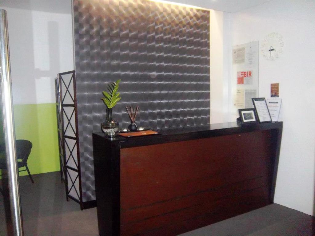 Hotel Cara Lipa City Екстериор снимка