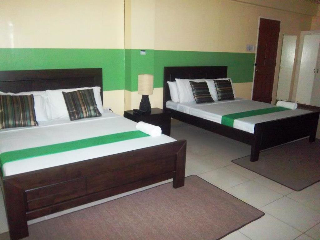 Hotel Cara Lipa City Екстериор снимка